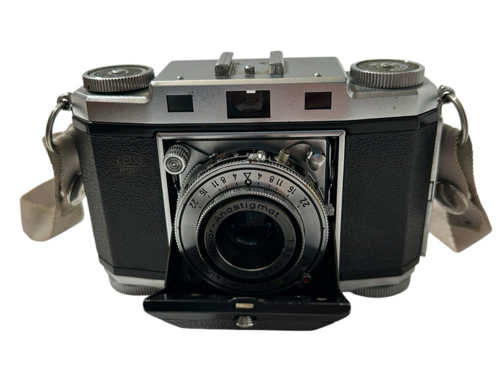 Zeiss Ikon Contina II 524/24 Folding Rangefinder Camera with 1:3,5 45mm Lens